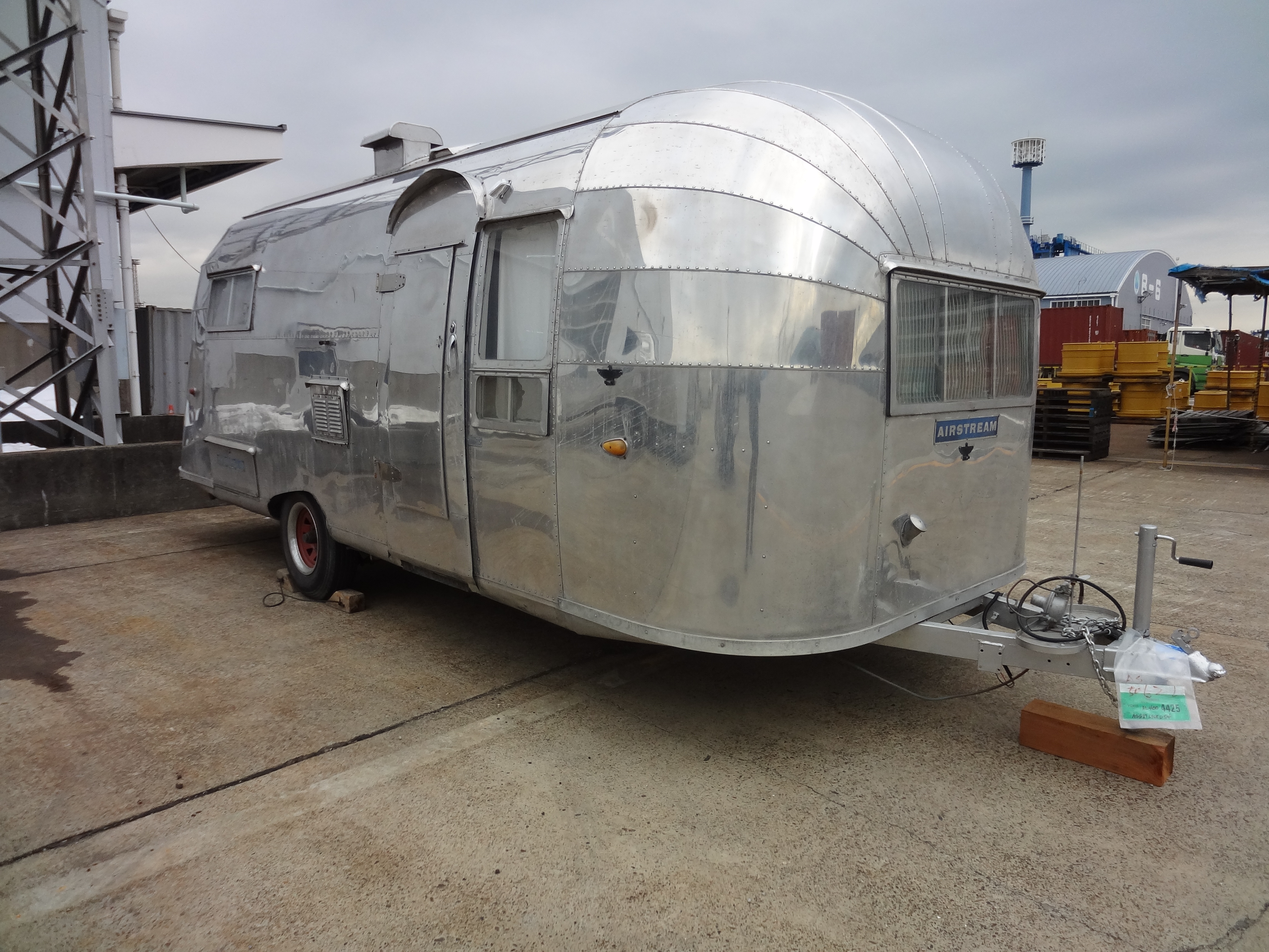 1956N GAXg[ Airstream 22ft Flying Cloud